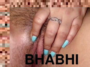 Bhabi ki tight pussy faad dali..