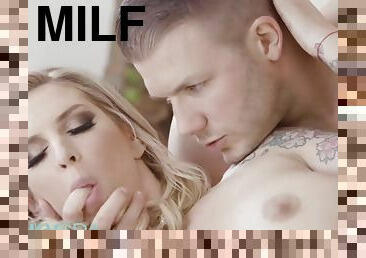 Blonde Milf Brooke Brand Gets The Usual Intimate Service At Her Spa From Her Handsome Masseur - Massage