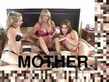 mamá, novia, madre