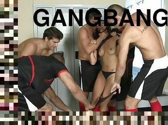 anal, gambarvideo-porno-secara-eksplisit-dan-intens, deepthroat-penis-masuk-ke-tenggorokan, gangbang-hubungan-seks-satu-orang-dengan-beberapa-lawan-jenis, muda-diatas-18, membenturkan, normal, berambut-cokelat, kasar