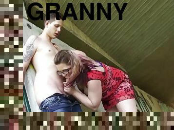 Granny loves to suck cock and get fucked doggy style