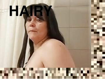 Hairy pussy mommy