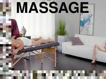 Hot women share their lust on the massage table