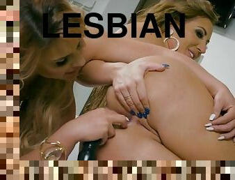 Lesbian scissoring