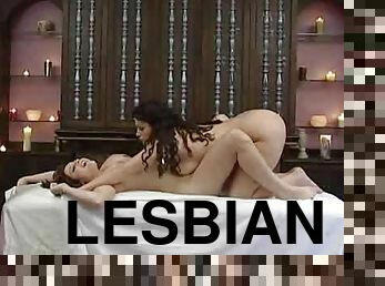 Erotic lesbian massage with curvy girls