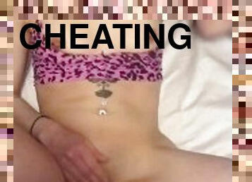 Cheating girlfriend sends Snapchat to boyfriend while she gets fucked and creampied