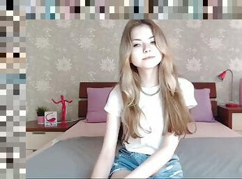 Tiny webcam girl