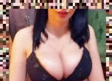 tetas-grandes, esposa, amateur, mamada, polla-enorme, madurita-caliente, casero, garganta-profunda, pareja, primera-persona