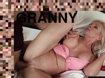 Super Hot Granny Puts A Big Cock In Her Tight Pussy And Makes Him Cum On Her Face