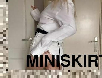 miniszoknya