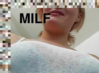 Sie fickt wie eine Goettin deutsche Milf