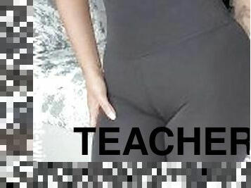 Thick Teacher gives Lululemon legging JOI
