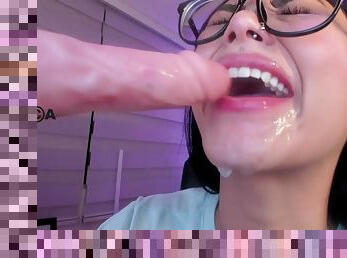 Homemade webcam dildo blowjob by sexy brunette nerd