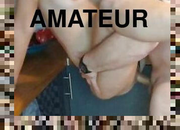 gros-nichons, masturbation, chatte-pussy, amateur, fellation, ejaculation-sur-le-corps, ados, doigtage, ejaculation, sperme