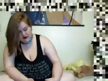 Wet chubby teen masturbation on webcam show