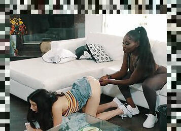 Black lesbian MILF Osa Lovely fucks young brunette on the couch