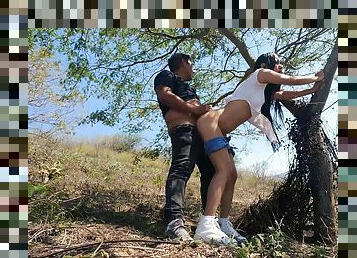 Sexo Arriesgado Cerca A Carretera