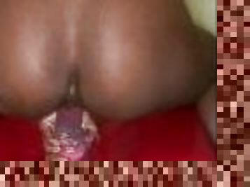 Ebony fingering until she cum????