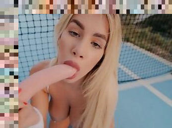 storatuttar, masturbation, utomhus, publik, fitta-pussy, sport, avsugning, leksak, deepthroat, blond