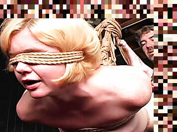 bdsm, blonde, douleur, bondage