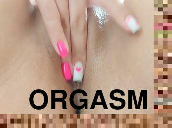 My Little Pussy Had Multiple Orgasm When I Started Masturbating It - Luxury Orgasm