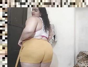 Latina bbw strips, squirts and deepthroats