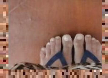 Close up on my toes Hot feetss