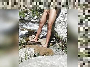 Italian amateur guy piss outdoor - public piss