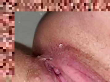 pezones, meando, esposa, amateur, casero, zorra-slut, baño, fantasía, hermana, realidad