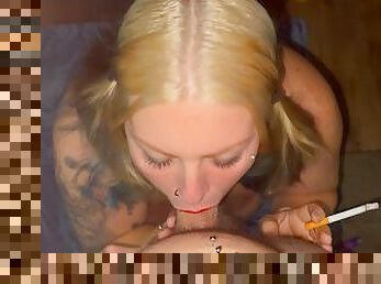 Horny Housewife Gives Smoking Blowjob with Explosive Ending! ????