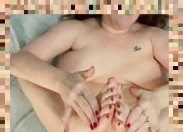 papa, grosse, poilue, chatte-pussy, ejaculation-sur-le-corps, maison, maman, couple, belle-femme-ronde, joufflue