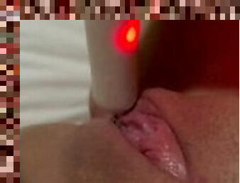 masturbación, orgasmo, coño-pussy, squirting, amateur, madurita-caliente, juguete, masaje, primera-persona, a-solas