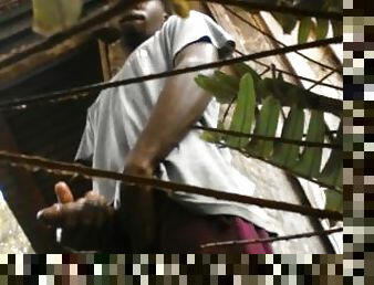 VIDEO TAPE! LUHYA GUY CAUGHT BY CAMERA BY THE ROAD SIDE
