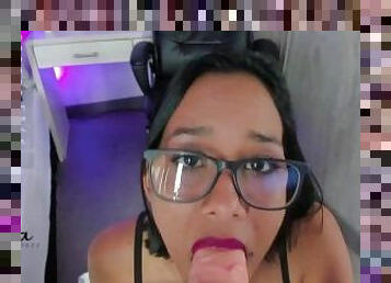 gafas, secretaria, profesora, amateur, mamada, negra-ebony, madurita-caliente, latino, primera-persona, universidad