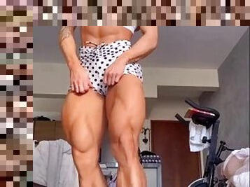 The most muscular and sexy quads on the planet