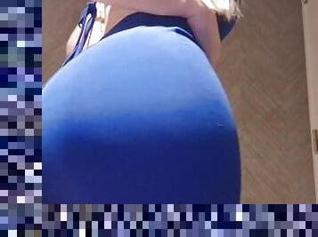 Dutch thicc pawg high class escort Jana De Vries in sexy tight blue dress teasing