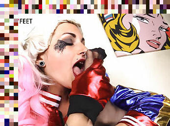 Harley Quinn teases you with her feet in black nylons