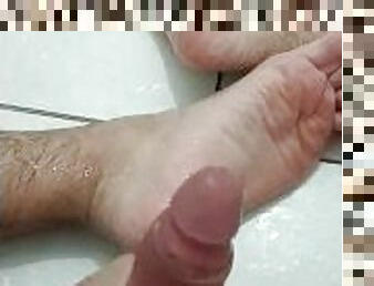 Boy Masturbating in The Shower foot