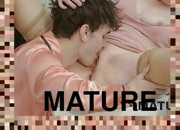 MATURE4K. Husbands Cockblock